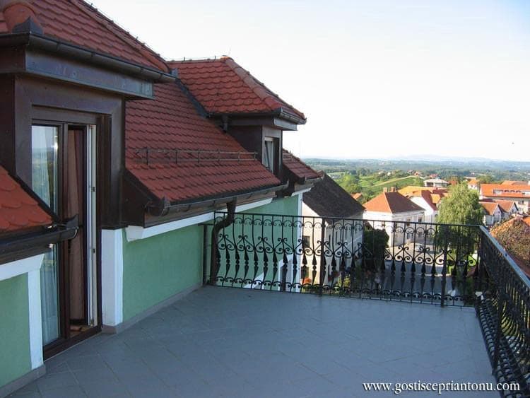 GOSTIŠČE PRI ANTONU, CERKVENJAK