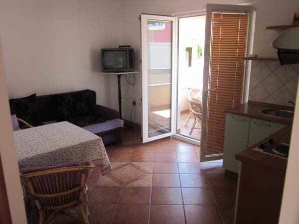 APARTMAJI KATARINA, MURTER