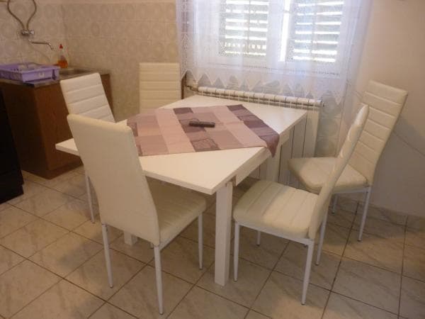 APARTMAJI IRINA, ŠIBENIK