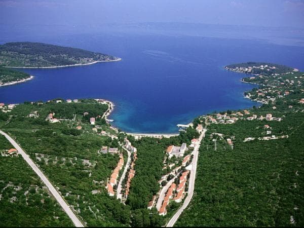 APARTMAJI MIŠO, NEČUJAM, ŠOLTA