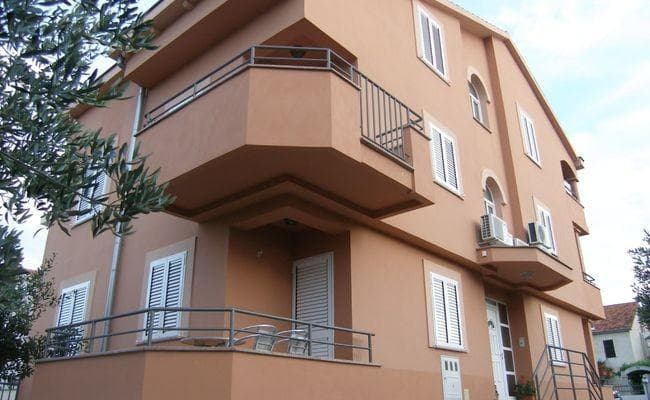 APARTMAJI JURAN, SUKOŠAN