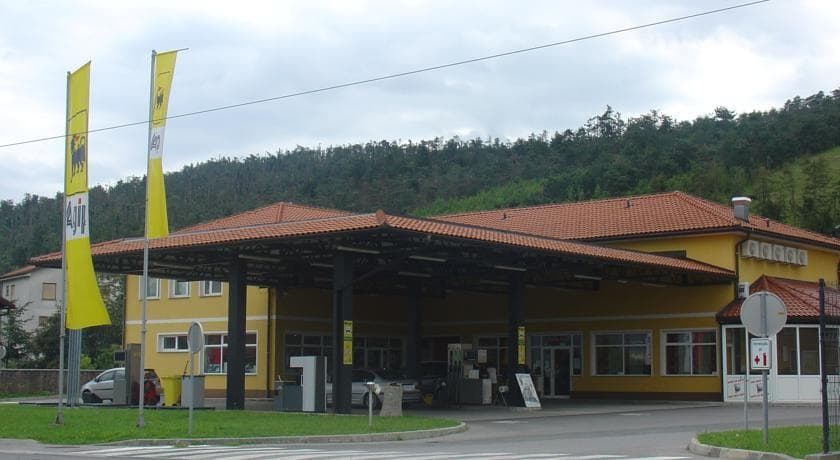 MERKANTIL, D.O.O., KNEŽAK