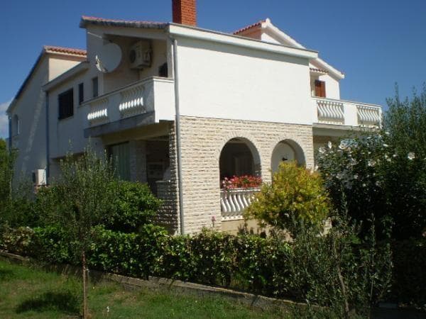APARTMAJI ADRIA, PRIVLAKA