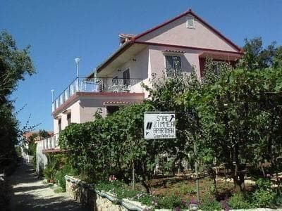 APARTMAJI VELIMIRA, PETRČANE