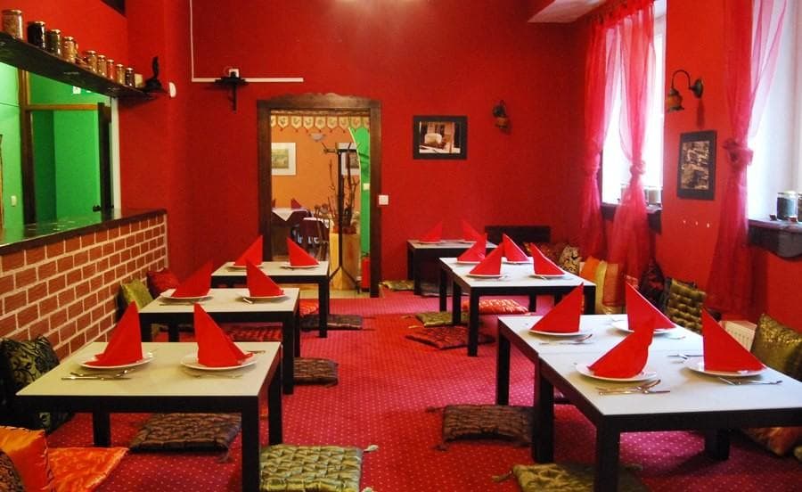 MAHARAJA, INDIJSKA RESTAVRACIJA, LJUBLJANA
