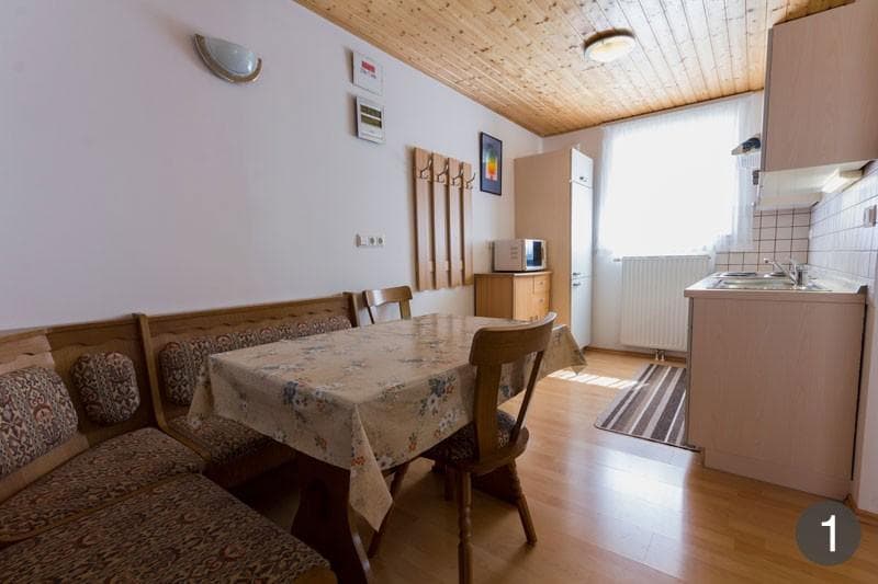 APARTMAJI BOR, KRANJSKA GORA