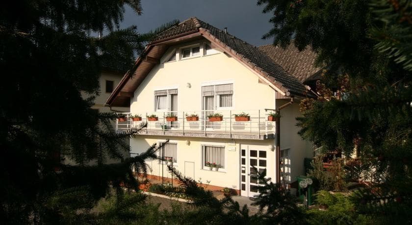 APARTMAJI RAVBAR, NOVO MESTO