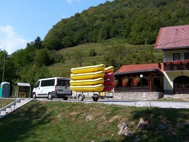 APARTMAJI BILPA, STARI TRG OB KOLPI