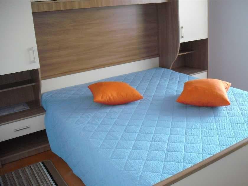 APARTMA PRI PELAKU, SLAP OB IDRIJCI