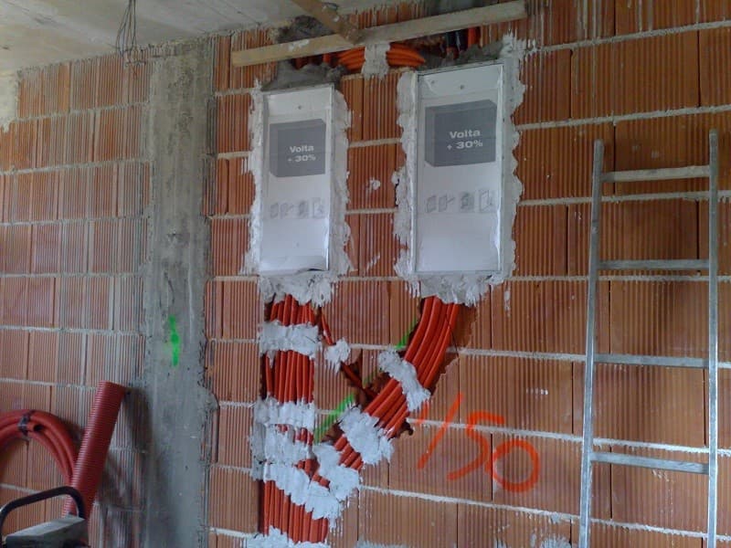 EMIS, INŠTALIRANJE ELEKTRIČNIH NAPELJAV, ZGORNJI LESKOVEC