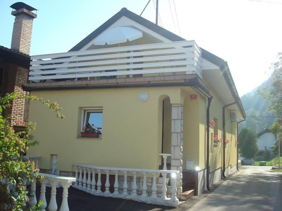 ANMAX, FASADE  ESTRIHI, LITIJA