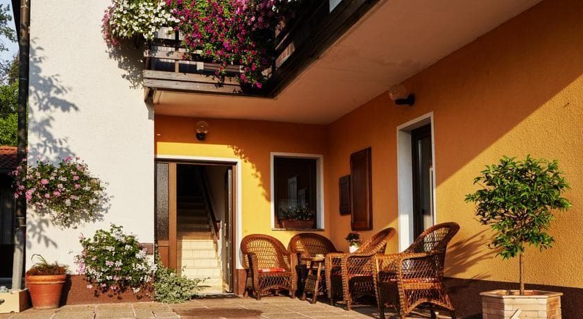 APARTMA POSTOJNA, ODDAJANJE SOB SANABOR, PRESTRANEK