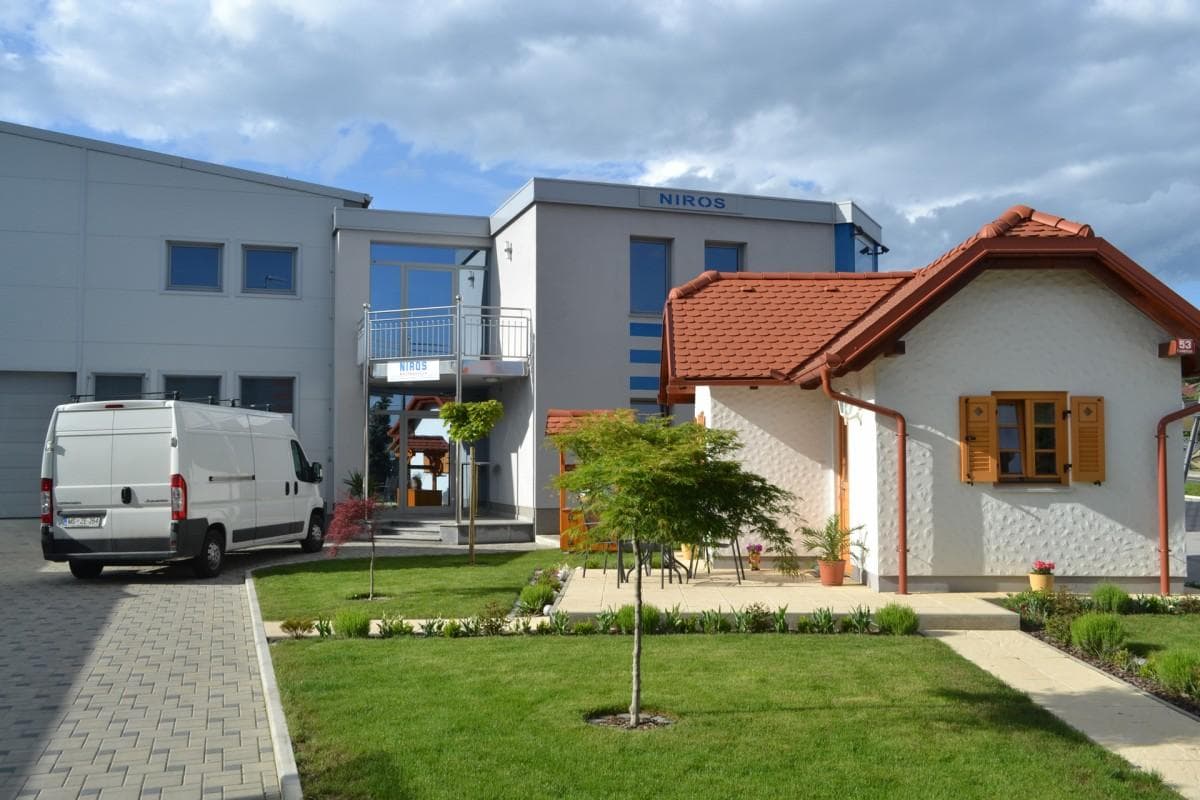 KVALITETNE BALKONSKE, STOPNIŠČNE OGRAJE, NIROS - KOVINARSTVO JANEZ TIŠLER S.P., CANKOVA