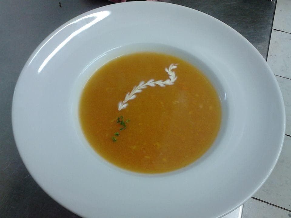 CATERING MALA NEDELJA, PRILOŽNOSTNA PRIPRAVA IN DOSTAVA JEDI, ROMAN PEVEC S.P.