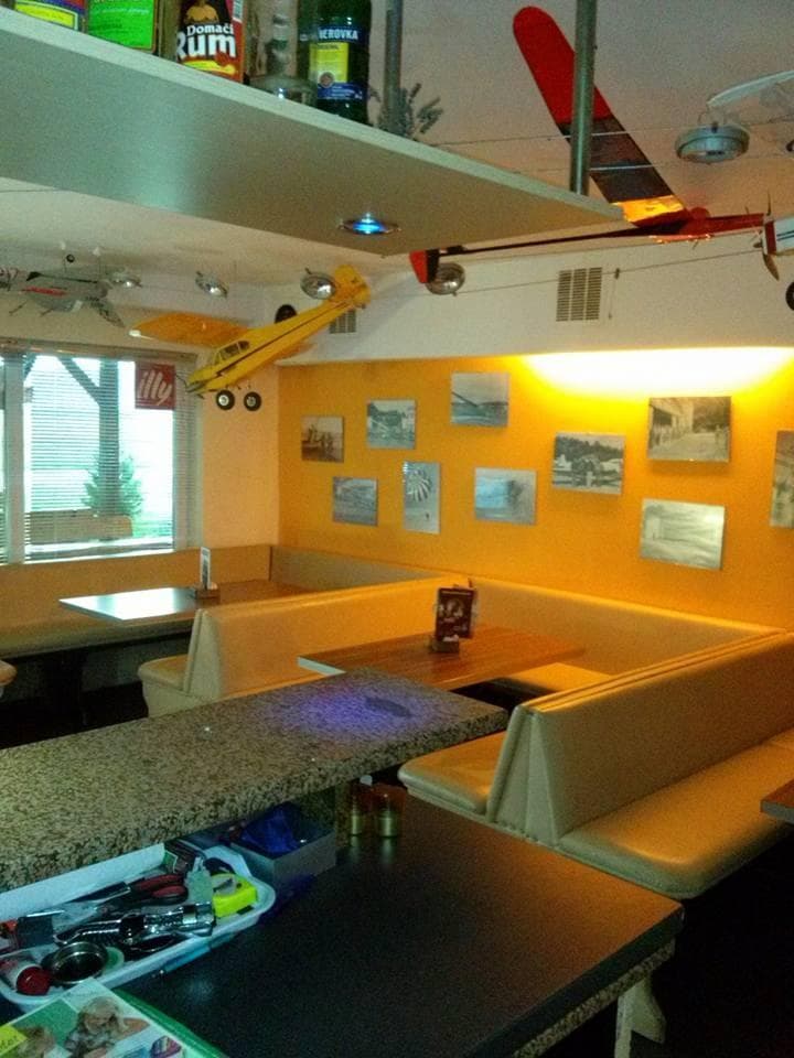 BAR AVIONČEK, MIKLAVŽ NA DRAVSKEM POLJU