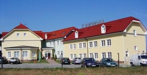 HOTEL ČATEŠKI DVOREC , BREŽICE