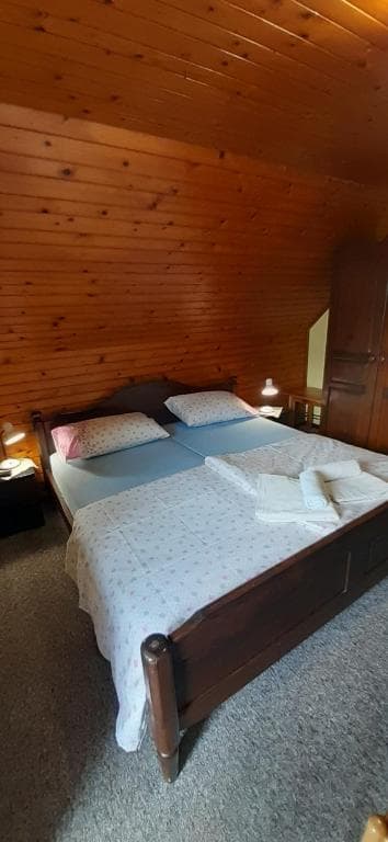 TURISTIČNA KMETIJA PRI MIKLAVU, BOHINJ