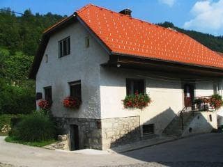APARTMAJI OB KOLPI, SOBE OB REKI, PRENOČIŠČA, STARI TRG OB KOLPI