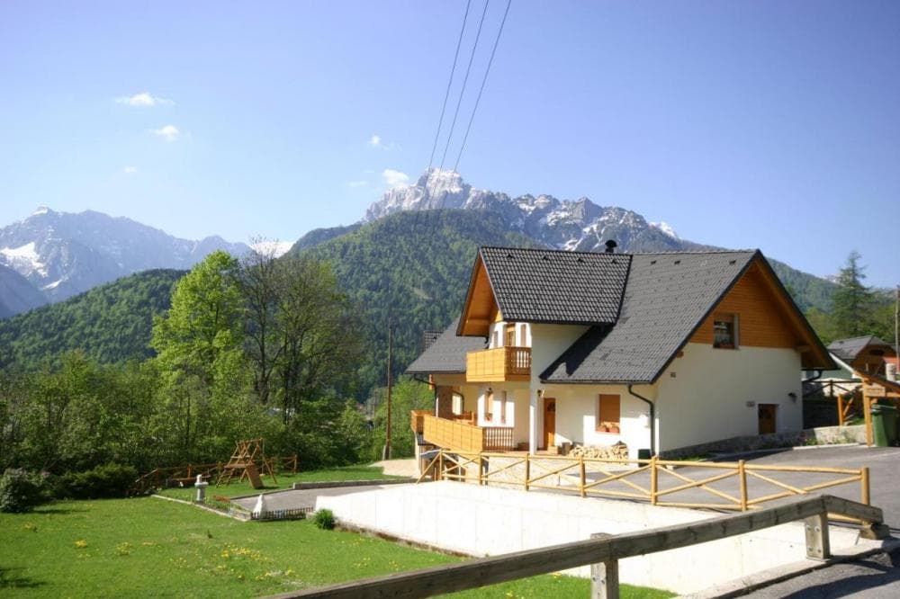 APARTMAJI RATEČE, PEZDIR KARMEN, KRANJSKA GORA