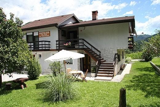 APARTMA BOBI, RADOVAN JUG - SOBODAJALEC