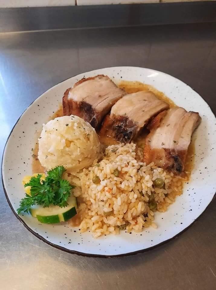 GOSTILNA PRI ZIDANEM MOSTU BISTRO KRIŽIŠČE RADEČE