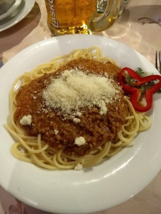 GOSTILNA SUŠELJ PIVKA SVEŽE MALICE IN KOSILA