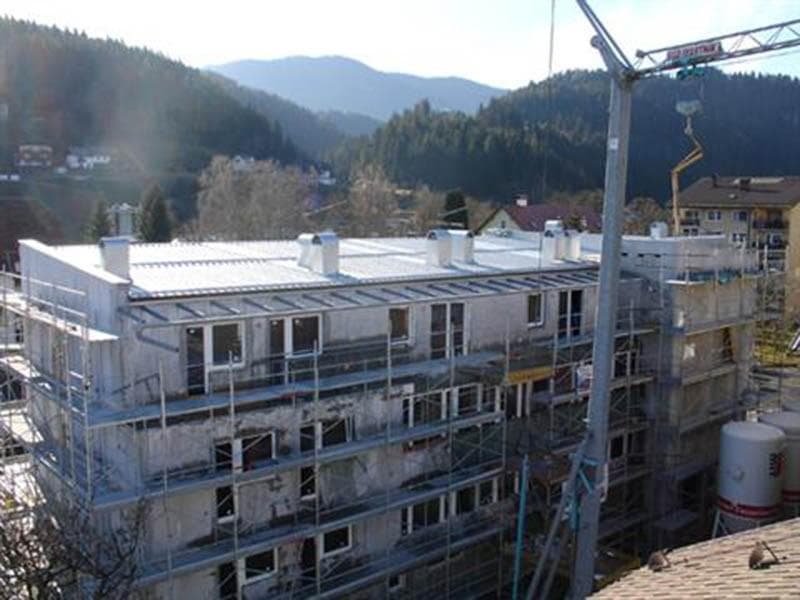 KROVSTVO KLEPARSTVO IZDELAVA IN MONTAŽA ŽLEBOV, ODTOČNE CEVI, OBROBE