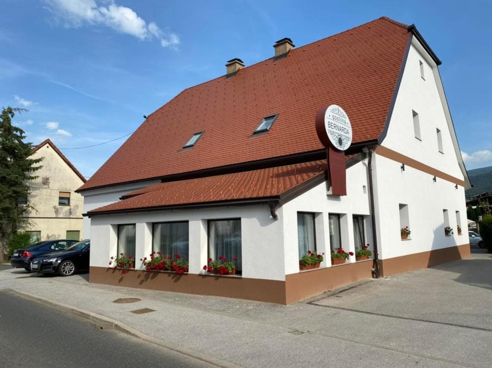 KOSILA, VINSKA KLET, GOSTIŠČE BERNARDA, SELNICA OB DRAVI