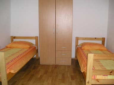 APARTMAJI BORDON, KOPER