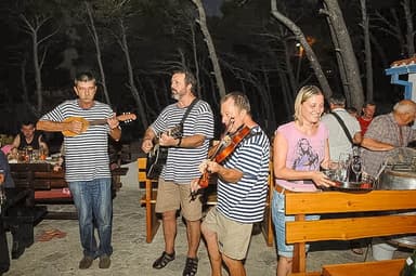 KAMP SIRENA, ROGOZNICA