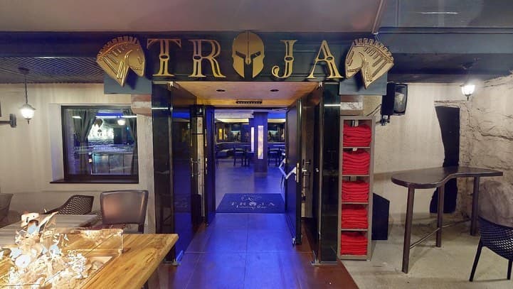 TROJA LOUNGE BAR & CLUB ŠIŠA BAR