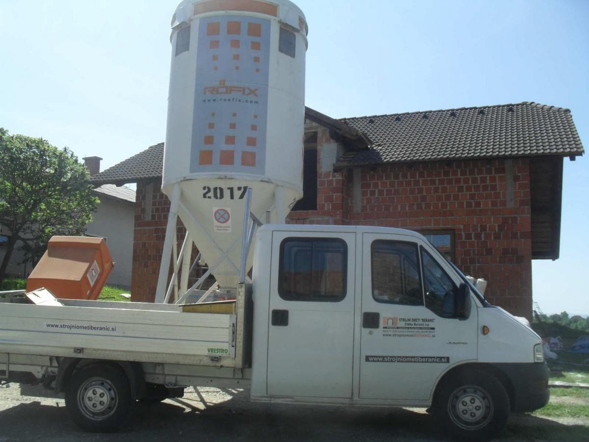 NOTRANJI OMETI