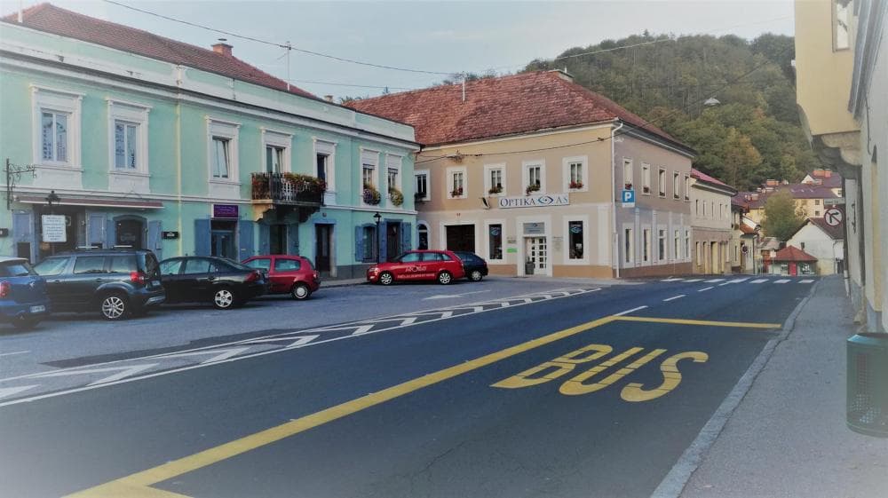 OPTIKA AS, KOREKCIJSKA OČALA, KONTAKTNE LEČE, SONČNA OČALA, OKULISTIČNI PREGLEDI, SEVNICA