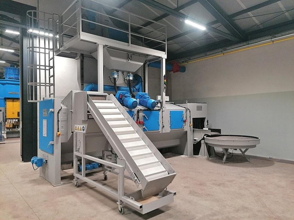 Shot Blasting Machines / peskalni stroji / Shot Blast System cover
