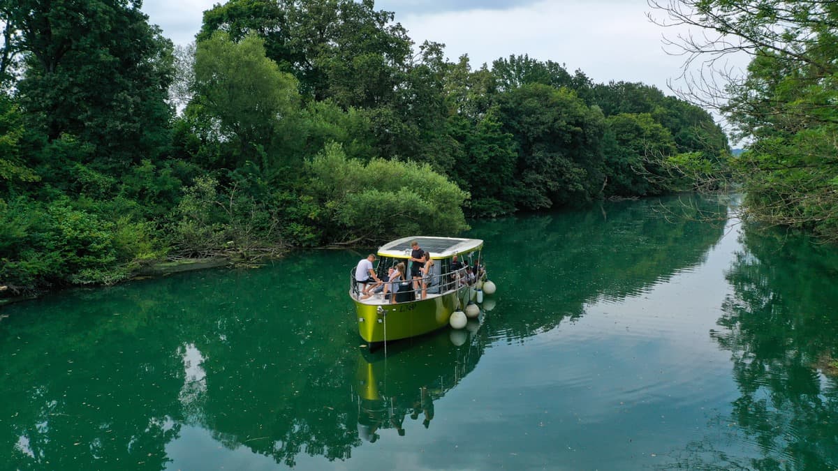 TURISTIČNA LADJICA, VRHNIKA, ELEKTRIČNA LADJICA, KMETIJA KUREN