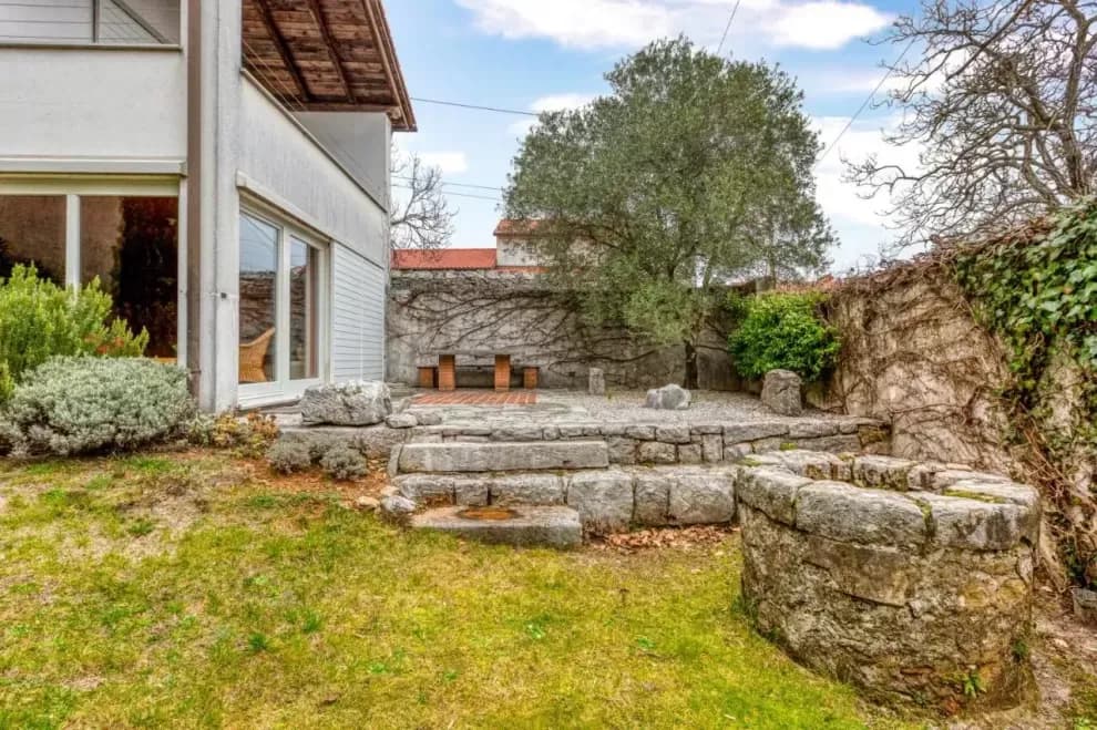 VILLA NADROZICA SLOVENIA