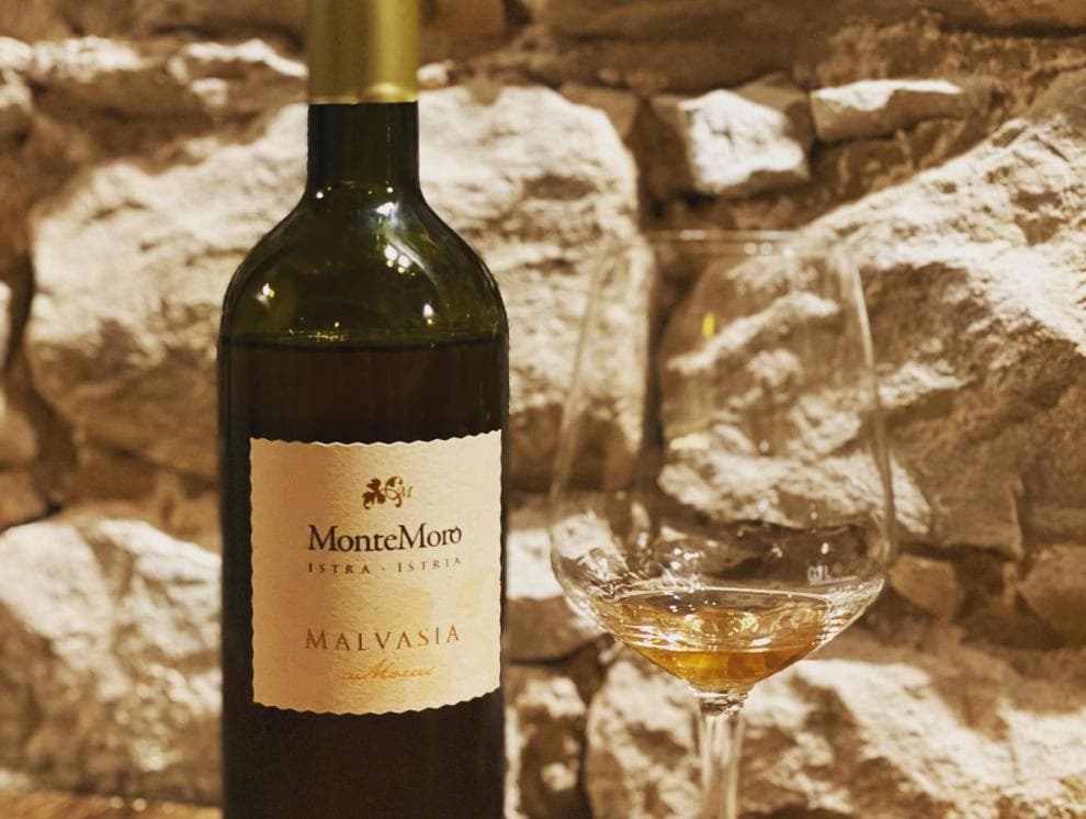 VINO, ROSE, MALVAZIJA, PRIDELAVA VINA, VINSKA KLET, KOPER, OBALA, MONTEMORO