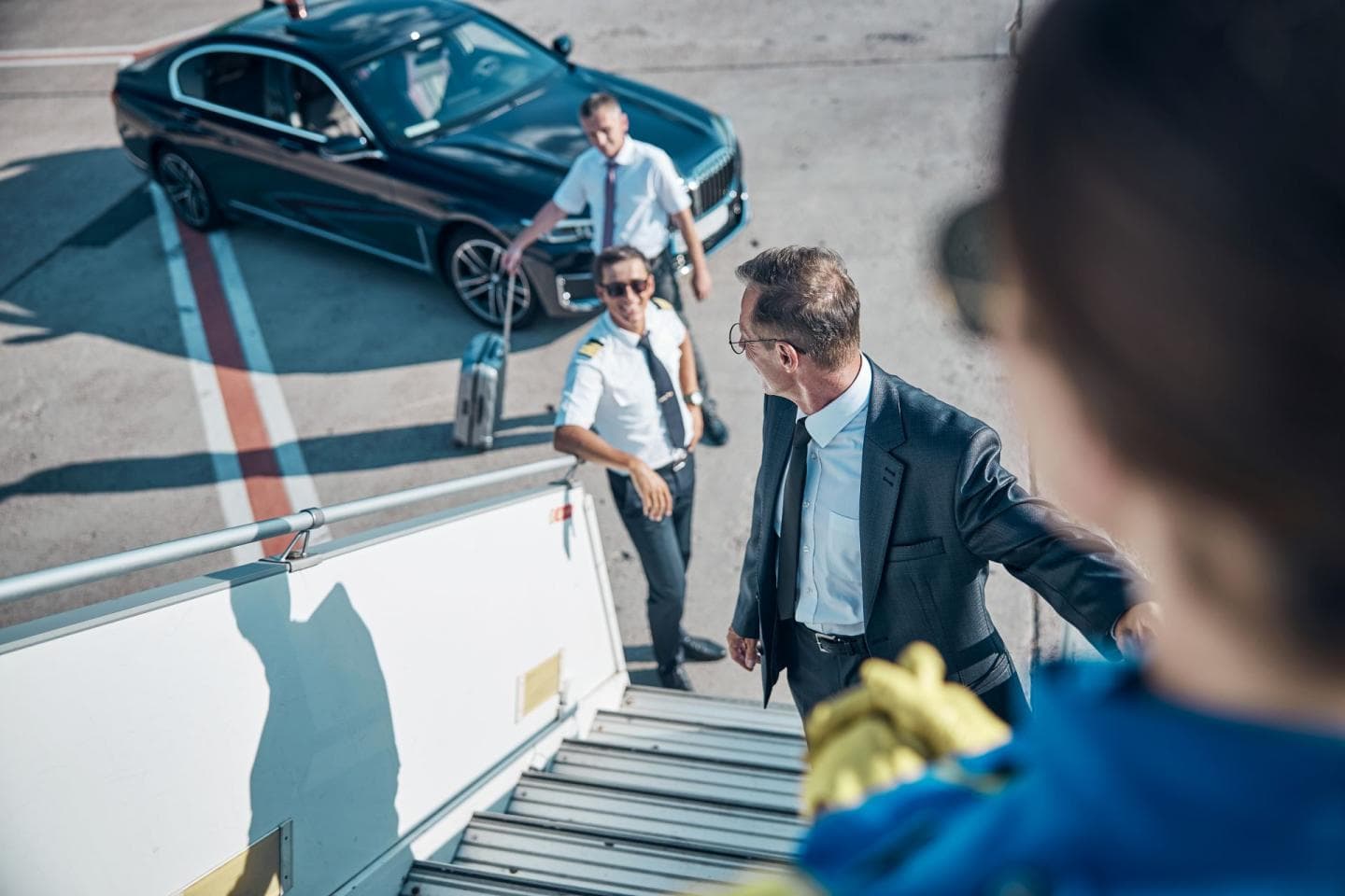 VIP PREVOZI | POSLOVNI PREVOZI | LUKSUZNI PREVOZI | PREVOZI NA LETALIŠČA