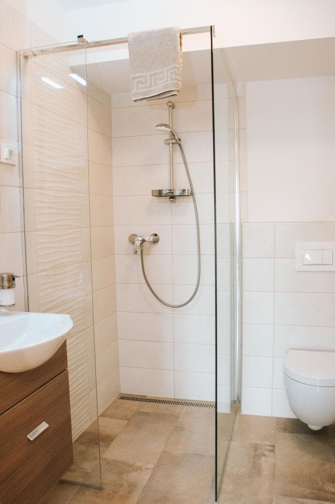 KOPER APARTMA BALADUR, APARTMA KANAVA NA MORJU cover