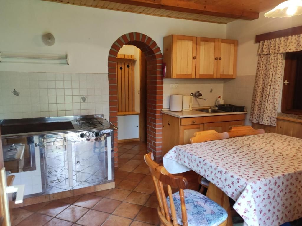 USKOVNICA Apartma v pritličju