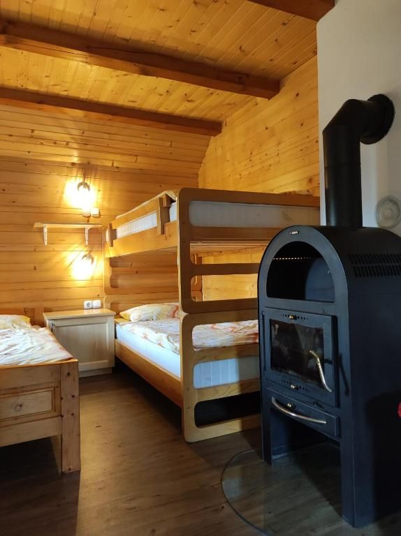 USKOVNICA Apartma v pritličju