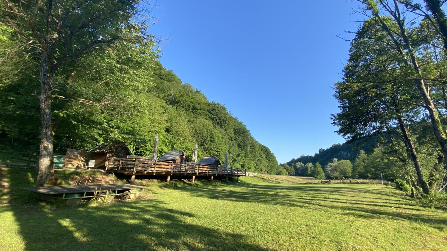 GLAMPING