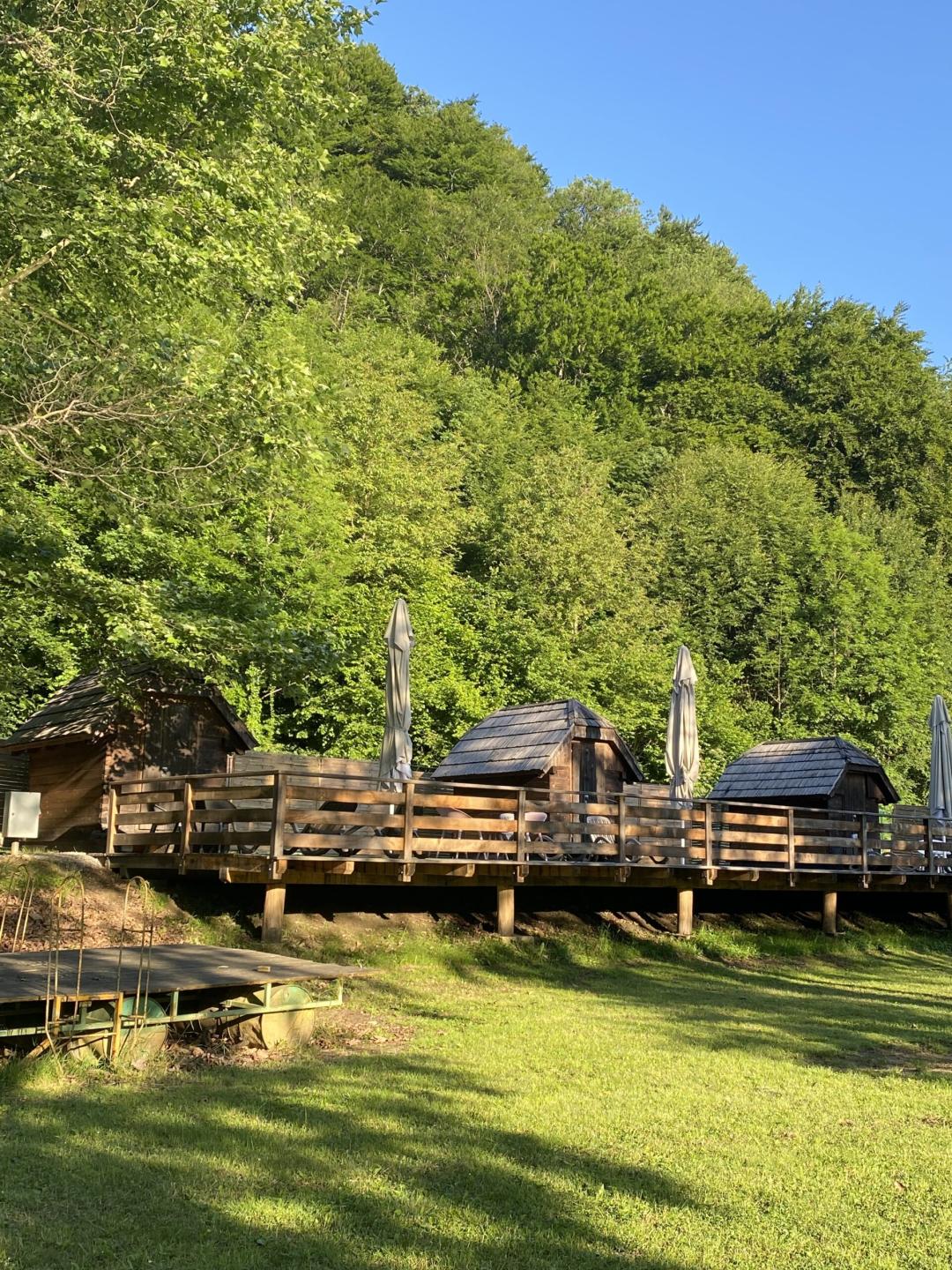 GLAMPING
