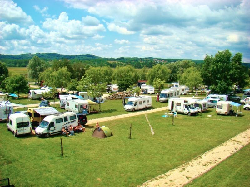 CAMP BUNGALOV GLAMPING9