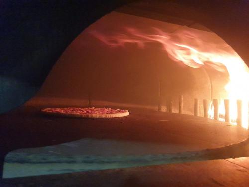 OKREPČEVALNICA IN PRENOČIŠČA, PIZZERIJA IN GRILL DANILO, ILIRSKA BISTRICA