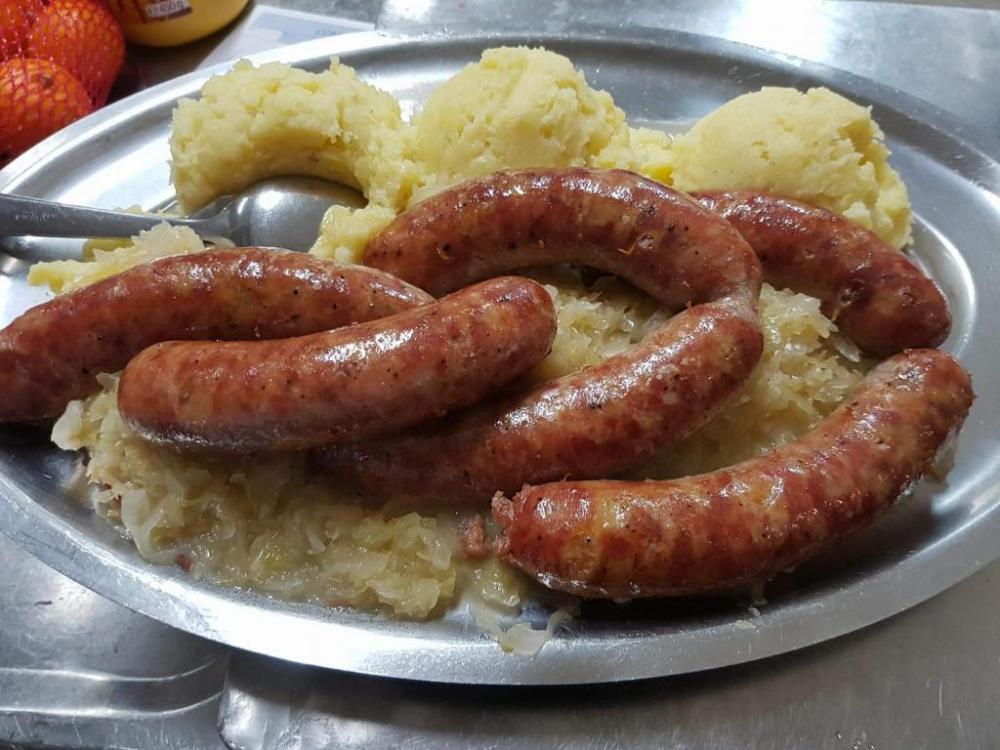 Okrepčevalnica in prenočišča, pizzerija in grill Danilo, Ilirska Bistrica