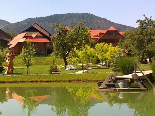 APARTMAJI, APARTMENTS WELLNESS MOZIRJE, CAMPSITE, CAMPERS, KAMP