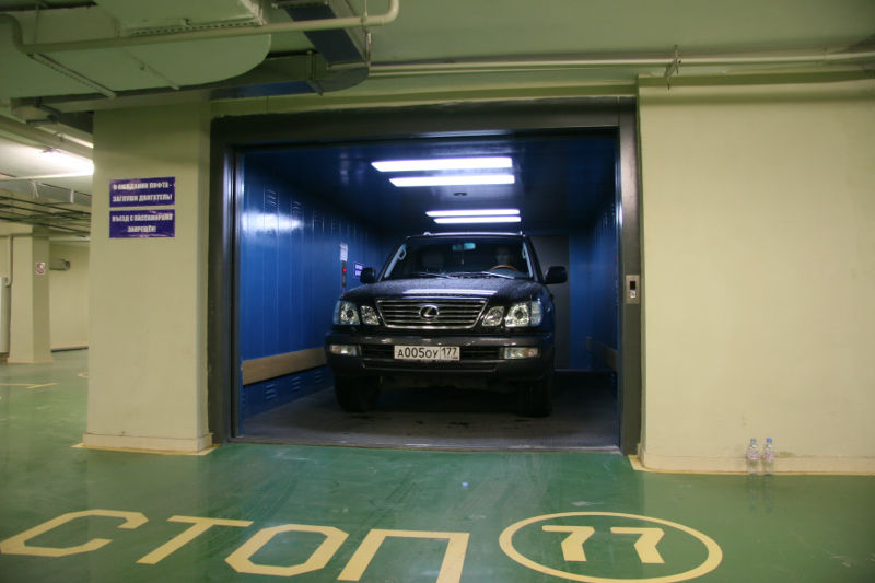 Osebna dvigala, hišna dvigala, tovorna dvigala, invalidska dvigala, avtomobilska dvigala, stopniščna