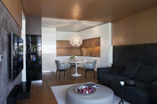 KUHINJA PO MERI, OTROŠKA SOBA, SPALNICA IN POHIŠTVO PO MERI, MIZARSTVO NIKO RAVNOHRIB, LJUBLJANA