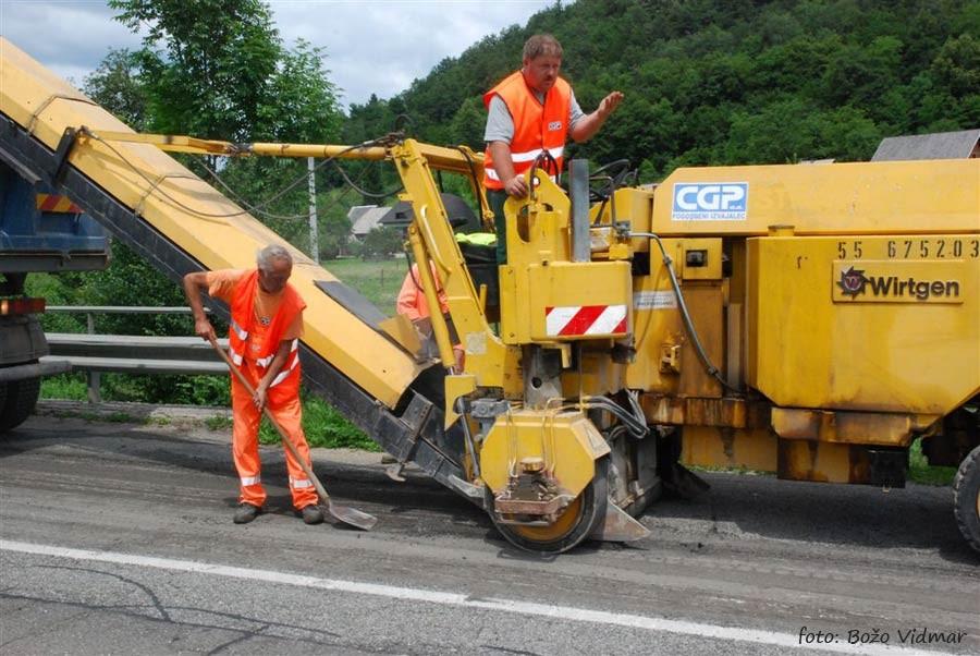 STRUGANJE ASFALTA, FREZANJE ASFALTA, MULČENJE VEJ IN GRMOVJA, PROIZVODNJA IZDELKOV IZ LESA, MAX LES 3